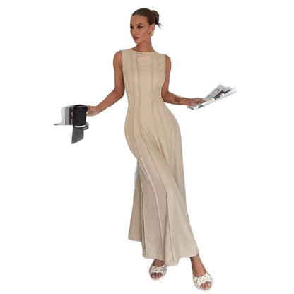 Womens Sleeveless Crew-Neck Pleated Elegant Stylish Maxi Dress