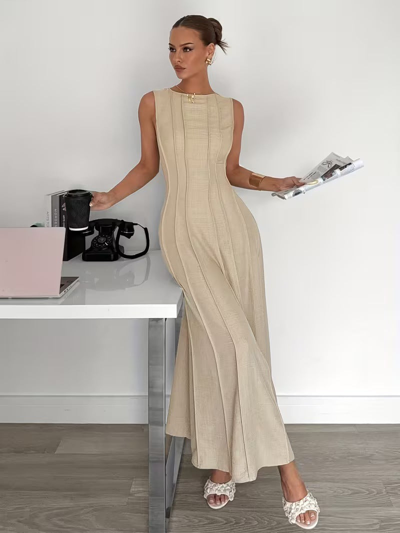 Womens Sleeveless Crew-Neck Pleated Elegant Stylish Maxi Dress